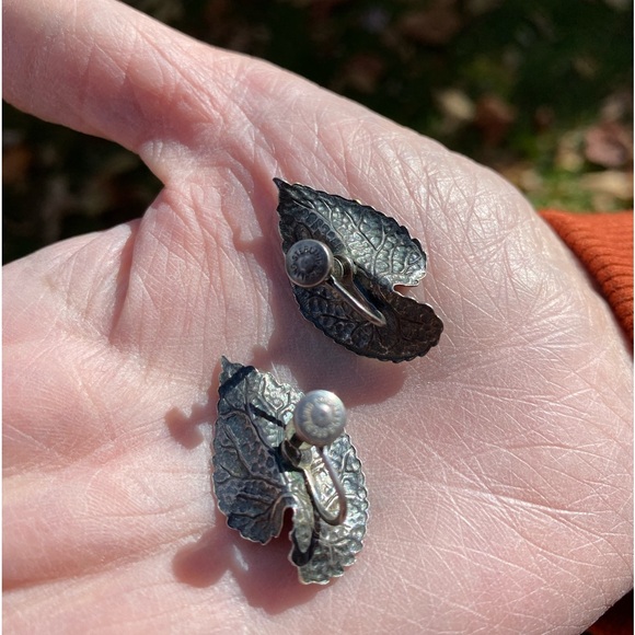 Sterling Leaf Screwback Earrings - Picture 2 of 7
